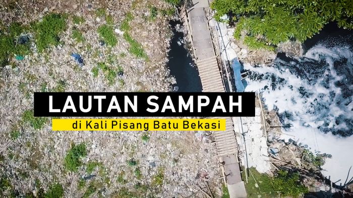 Lautan Sampah di Kali Pisang Batu Bekasi