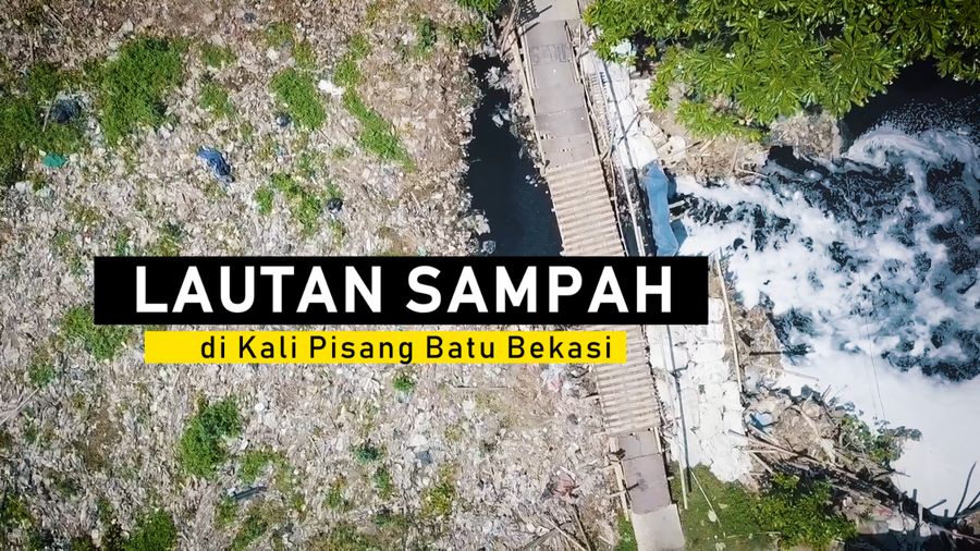 Lautan Sampah di Kali Pisang Batu Bekasi