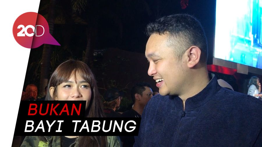 Gilang Dirga dan Adiezty Kembali Jalani Program Kehamilan
