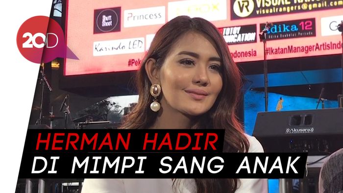 Istri Herman Seventeen Siap Menata Hidup Kembali