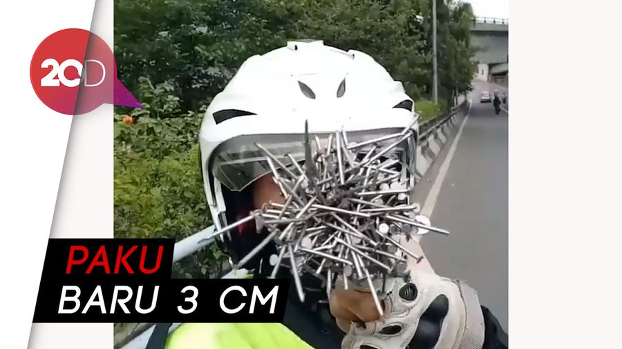 Hati-hati Melintas di Flyover Tomang, Banyak Ranjau Paku