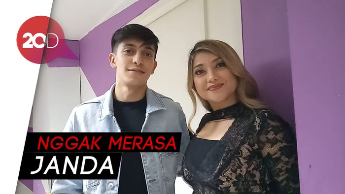 Kenapa Sarah Azhari Tak Menikah Lagi?