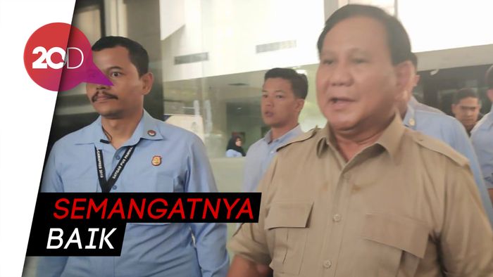 Jenguk Ustaz Arifin Ilham, Prabowo Ngobrol Hobi Berkuda