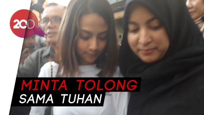Masih Syok, Vanessa Angel Diminta Lakukan Hal Ini oleh Pacar