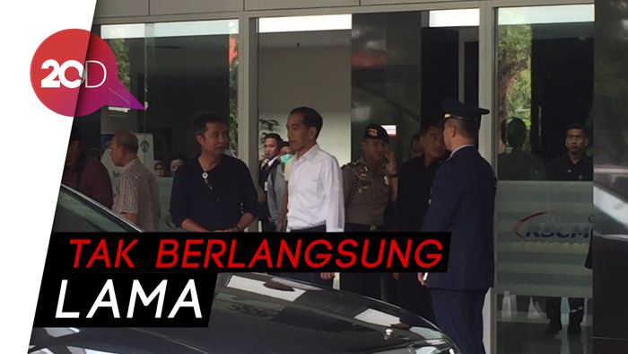 Momen Jokowi Jenguk Ustaz Arifin Ilham