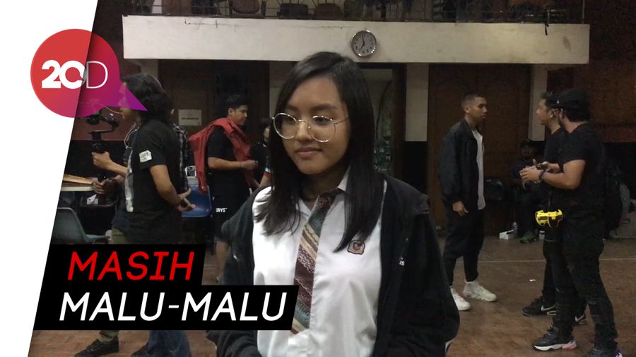 Ssstt... Putri Armand Maulana Diam-diam Punya Suara Merdu Loh!