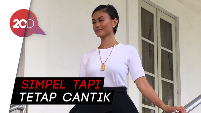 Gaya Agnez Mo Melenggang di Istana Bertemu Jokowi
