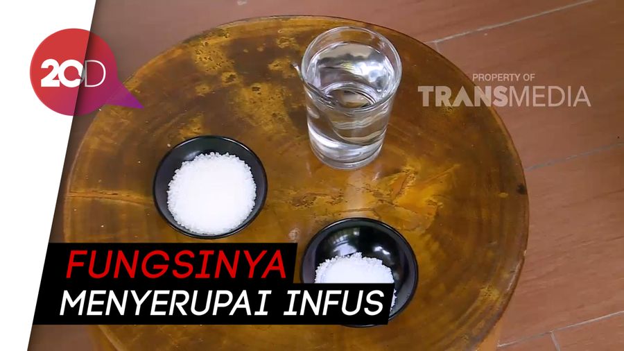 Atasi Diare Pertama dengan Buat Cairan Oralit Sendiri!