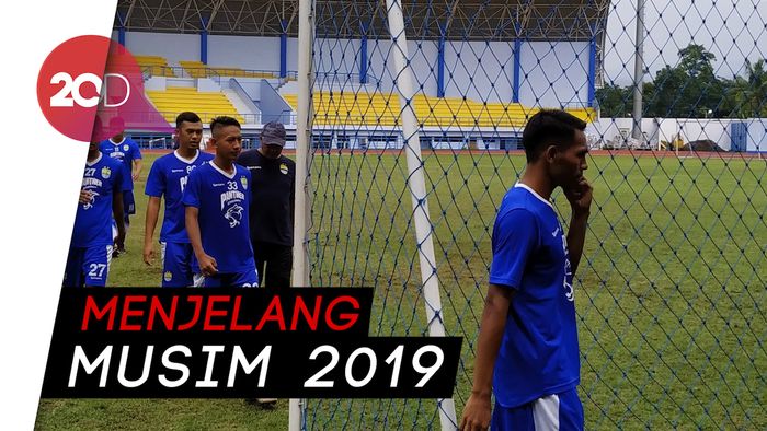 Persib Gelar Latihan Perdana dengan Punggawa Anyar