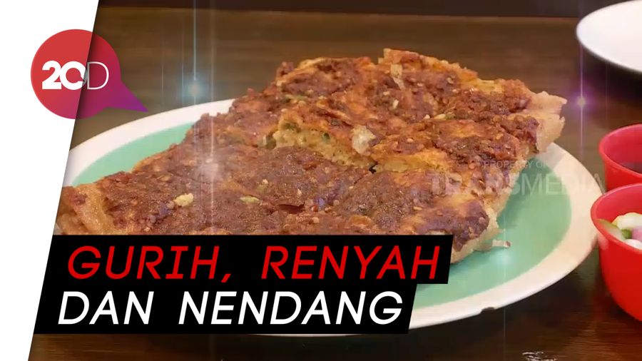Cobain Deh Martabak Asin Isi Mie yang Pedesnya Bikin Nampol!