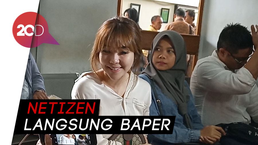 Gisel Curcol di  Single Terbaru, Gading: Sukses Non!