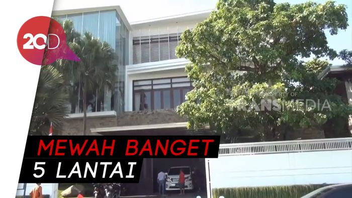 Rossa Takjub Saat Main ke Rumah Mewah Momo eks Geisha