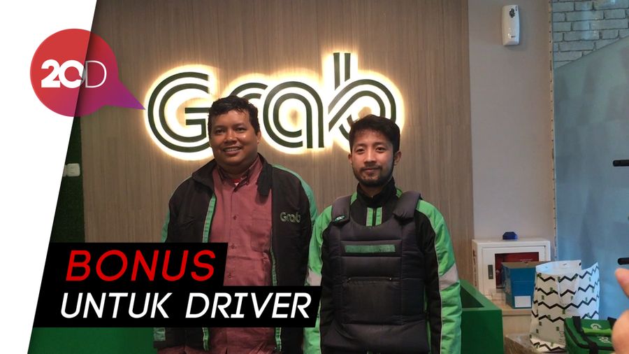 Grab Berangkatkan 60 Driver Umrah Gratis
