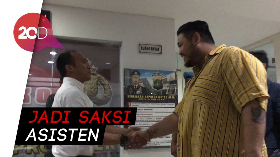 Ivan Gunawan Penuhi Panggilan Polres Jakarta Barat