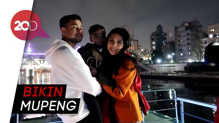 Intip Keseruan Raffi Ahmad dan Nagita Dinner di Kapal Jepang