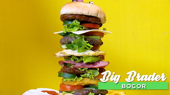 Burger Setinggi Menara ala Big Brader Resto, Bogor