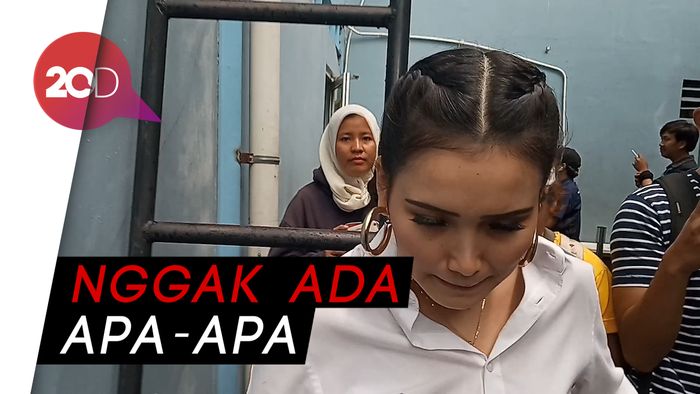 Kata Ayu Ting Ting Soal Tendang Wajah Andika Kangen Band