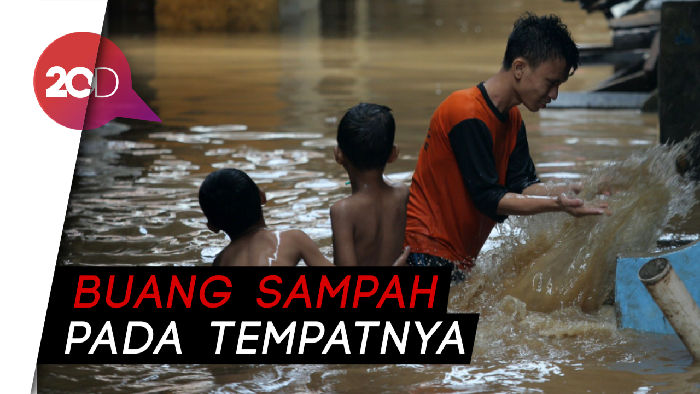Antisipasi Banjir, Anies Imbau Warga Jaga Kebersihan