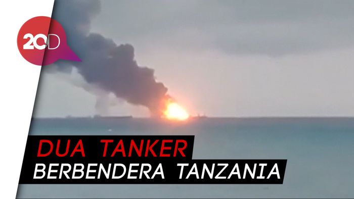Dua Kapal Terbakar di Krimea, 11 Orang Tewas Terpanggang