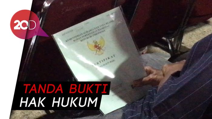 Jokowi Bagikan 40.172 Sertifikat Tanah di Tangsel