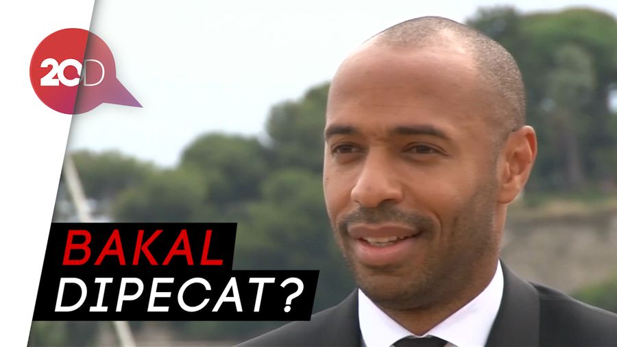 Monaco Tangguhkan Jabatan Pelatih Thierry Henry
