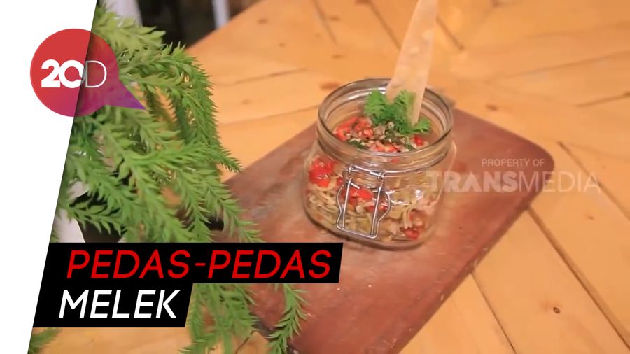 Unik! Bikin Yuk Spaghetti Sambal Matah dalam Toples