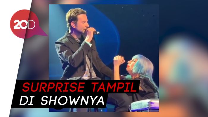 Kejutan Manis Bradly Cooper untuk Lady Gaga