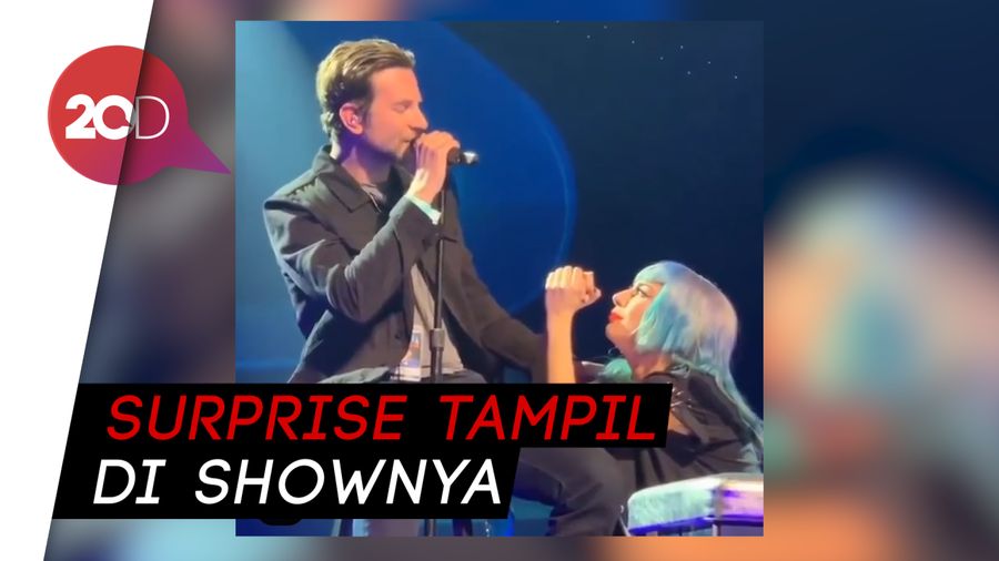 Kejutan Manis Bradly Cooper untuk Lady Gaga