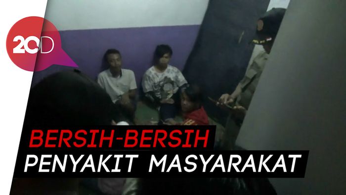 Pasangan Mesum dan Pesta Miras Remaja di Probolinggo Diamankan