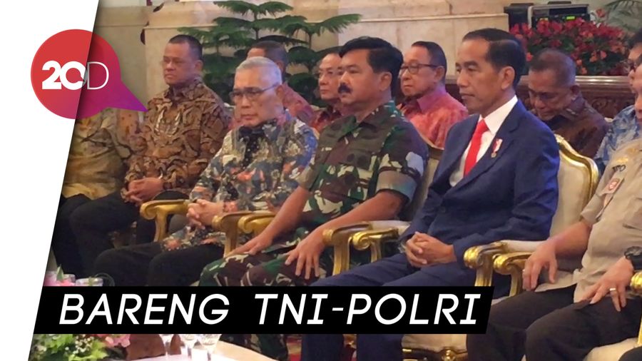  Ada Gatot Nurmantyo dalam Pertemuan Jokowi di Istana