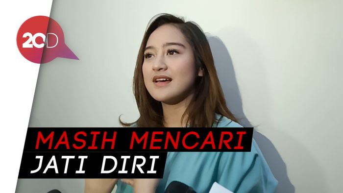 Salshabilla Adriani Pilih Jadi YouTuber atau Penyanyi?