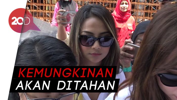 Vanessa Angel Jalani Pemeriksaan Sebagai Tersangka