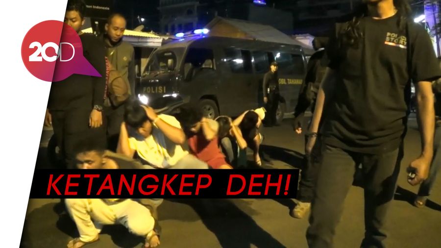 5 ABG Petentengan Bawa Celurit Diamankan Polisi