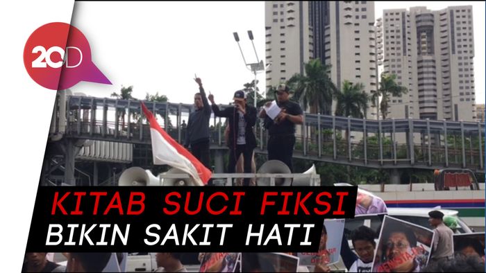 Aliansi Mahasiswa Gelar Aksi, Minta Polisi Usut Rocky Gerung