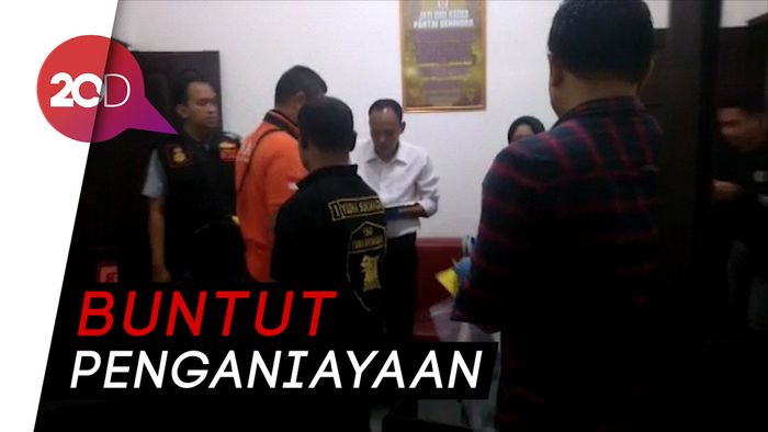 Kantor Gerindra Sukabumi Dipasang Garis Polisi