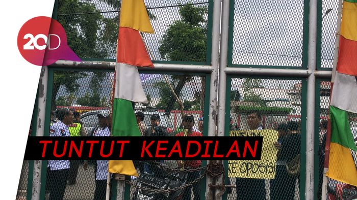 Relawan Prabowo-Sandi Gelar Aksi Bela Ahmad Dhani di Cipinang