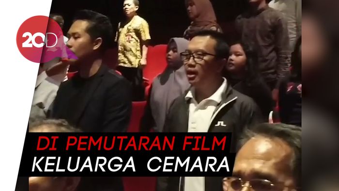 Menpora Nyanyikan Indonesia Raya di Bioskop Bareng Nirina Zubir