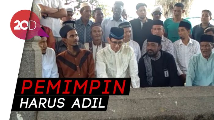Sandiaga Bicara Kepemimpinan di Makam Malikussaleh