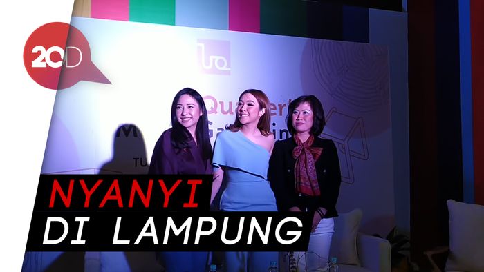 Libur Imlek, Gisel Isi dengan Bekerja