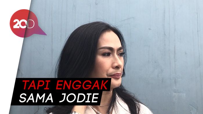 Devano dan Jodie Jalan Bareng, Iis Dahlia: Cuma Kakak Adik