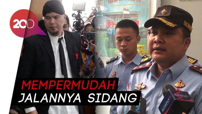 Di Surabaya, Ahmad Dhani Dititipkan di Rutan Medaeng