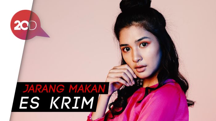 5 Cara Penting Jaga Jantung Sehat ala Mikha Tambayong