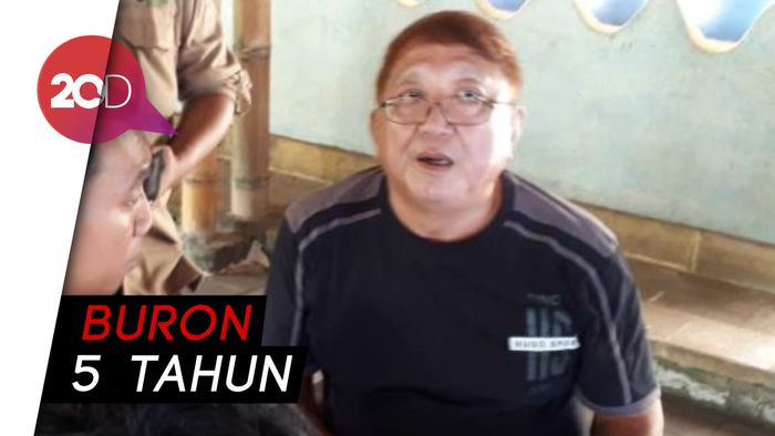 Alay Koruptor Rp 119 Miliar Dijebloskan ke LP Lampung