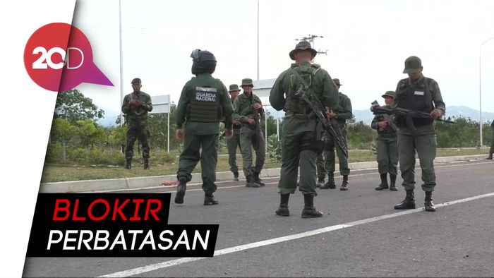Blokir Jalan, Maduro Tolak Bantuan AS untuk Rakyat Venezuela