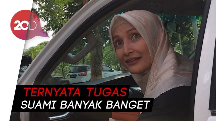 Perjuangan Inneke Koesherawati Urus Rumah Tangga Tanpa Suami