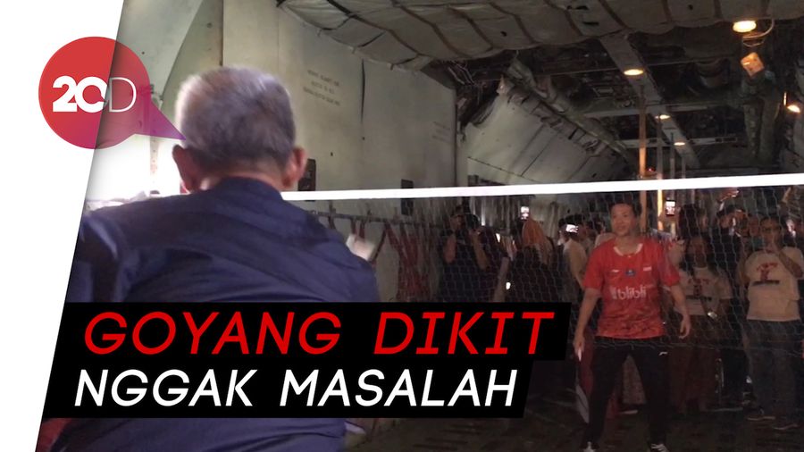 Adu Lihai Butet Vs TNI-AU Badmintonan di Ketinggian 17.000 Kaki