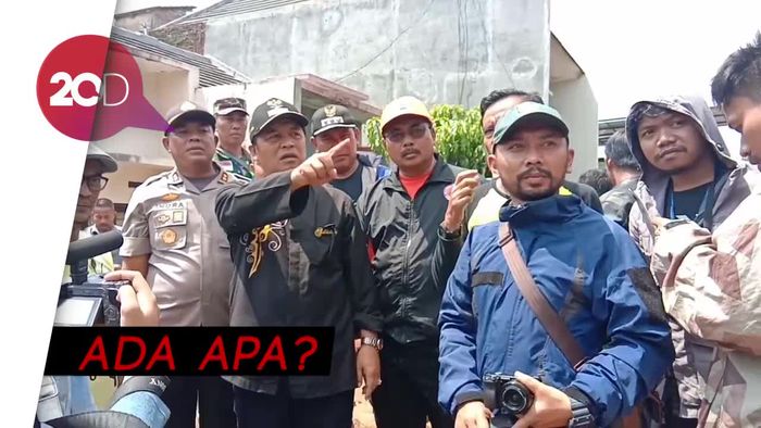 Bupati Bandung Bicara Penyebab Jebolnya Tanggul Pasirjati