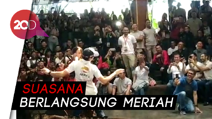 Joget Asyik ala Marc Marquez