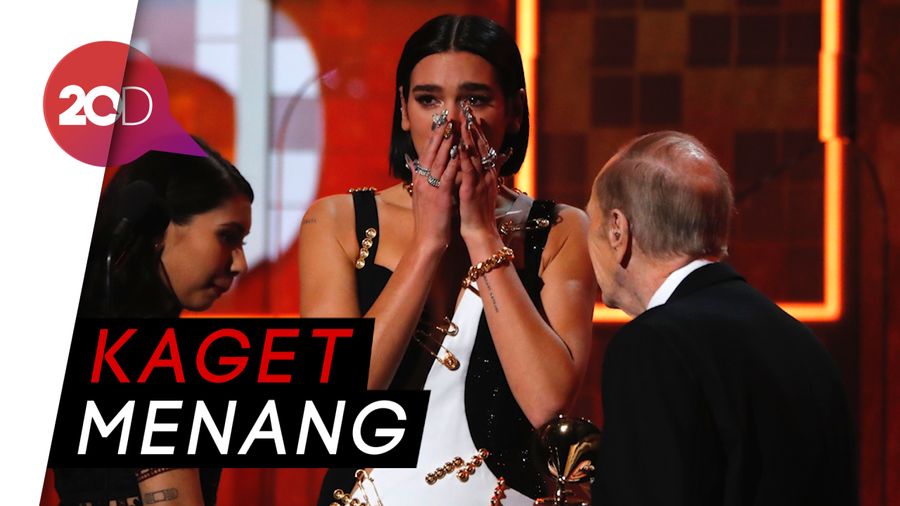 Dua Lipa Menang di Grammy 2019, Tapi Kok Nggak Pegang Piala?