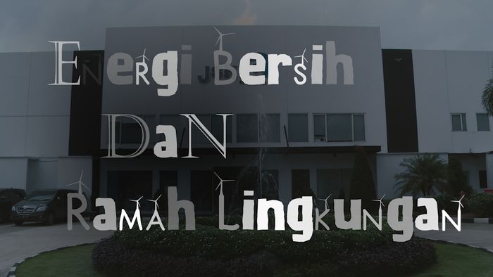 Intip Tempat Pembuatan Panel Solar untuk Lampu Jalan